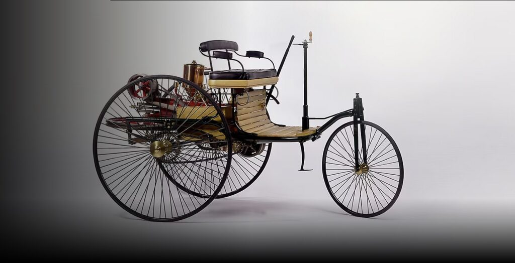 Mobil Mesin Pertama yang dipatenkan Carl Benz Patenkan tahun 1886. Foto Mercedes Benz Group