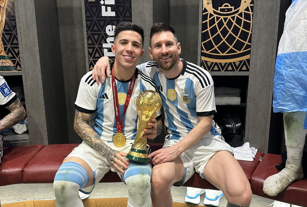 Enzo Fernandez dan Lionel Messi/Foto: twitter.com/Enzo13Fernandez