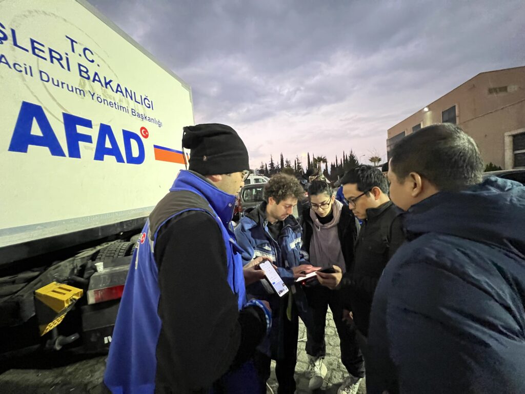 Bantuan Kemanusiaan Indonesia Tahap Tiga Tiba di Adana/Kemenlu