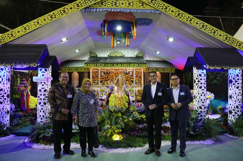 Anjungan Rumah Lamin Sabet Penghargaan Hong Kong Flower Show