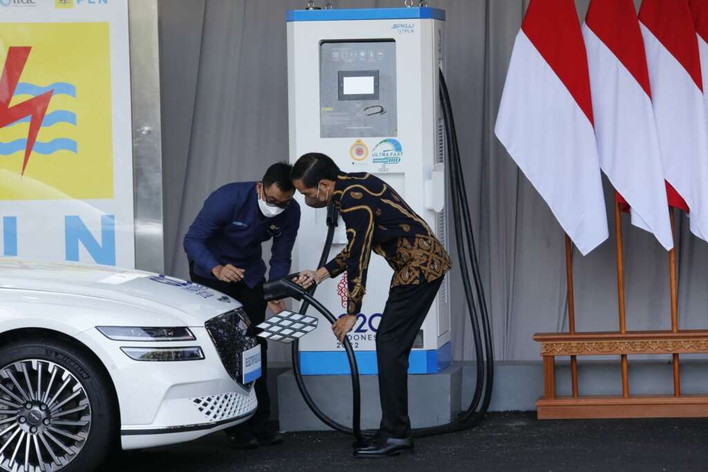 PLN akan mengusung isu Sustainalibity and Energy Transition guna mendukung tema besar Indonesia yakni percepatan “Making Indonesia 4.0”