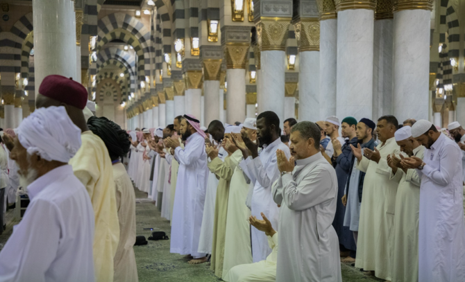 Ilustrasi Ibadah di Bulan Ramadan