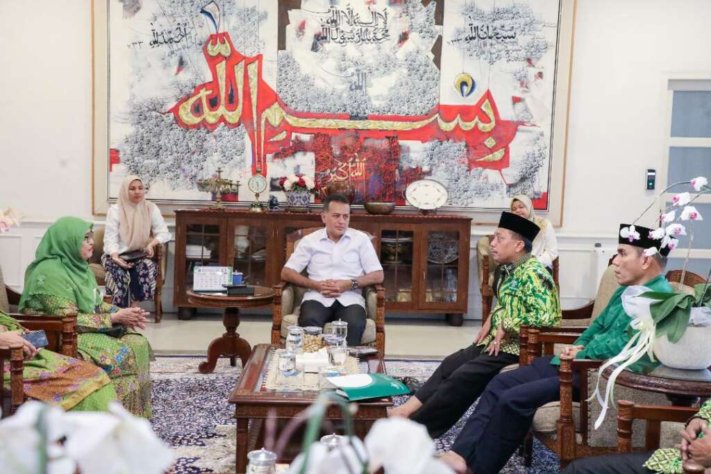 Wagub Sumut Musa Rajekshah mengadakan rapat gabungan bersama PWNU Sumut, PW Muslimat NU Sumut dan Panitia Konferwil Muslimat NU Sumut.